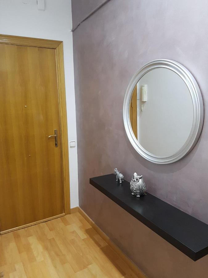 Habitacion En Piso Compartido Cerca Del Camp Nou Οσπιταλέτ ντε Λιοβρεγάτ Εξωτερικό φωτογραφία